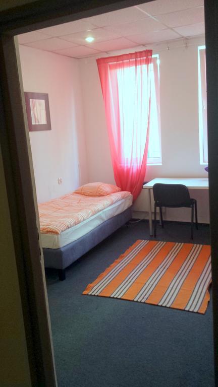 Erasmus House Vandrehjem Warszawa Værelse billede