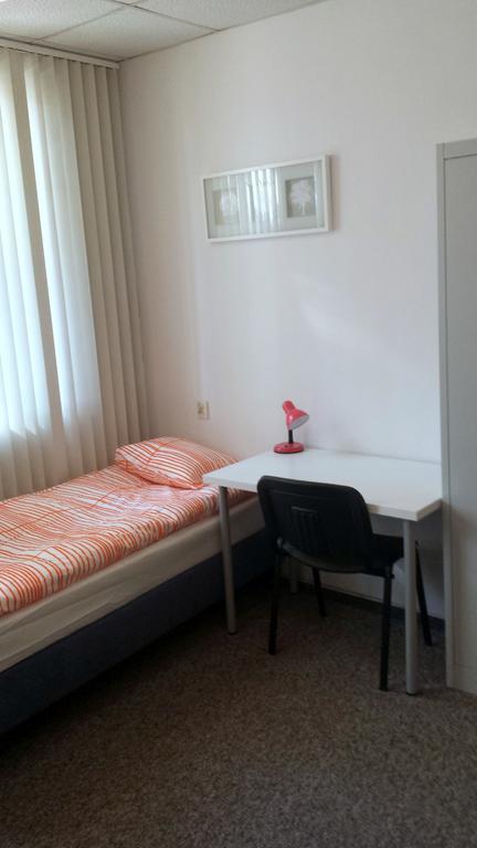 Erasmus House Vandrehjem Warszawa Eksteriør billede